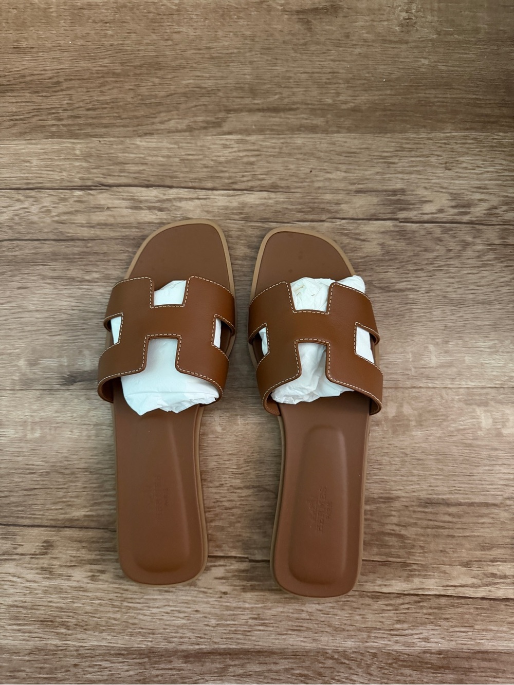 BNIB Hermes Oran Sandals